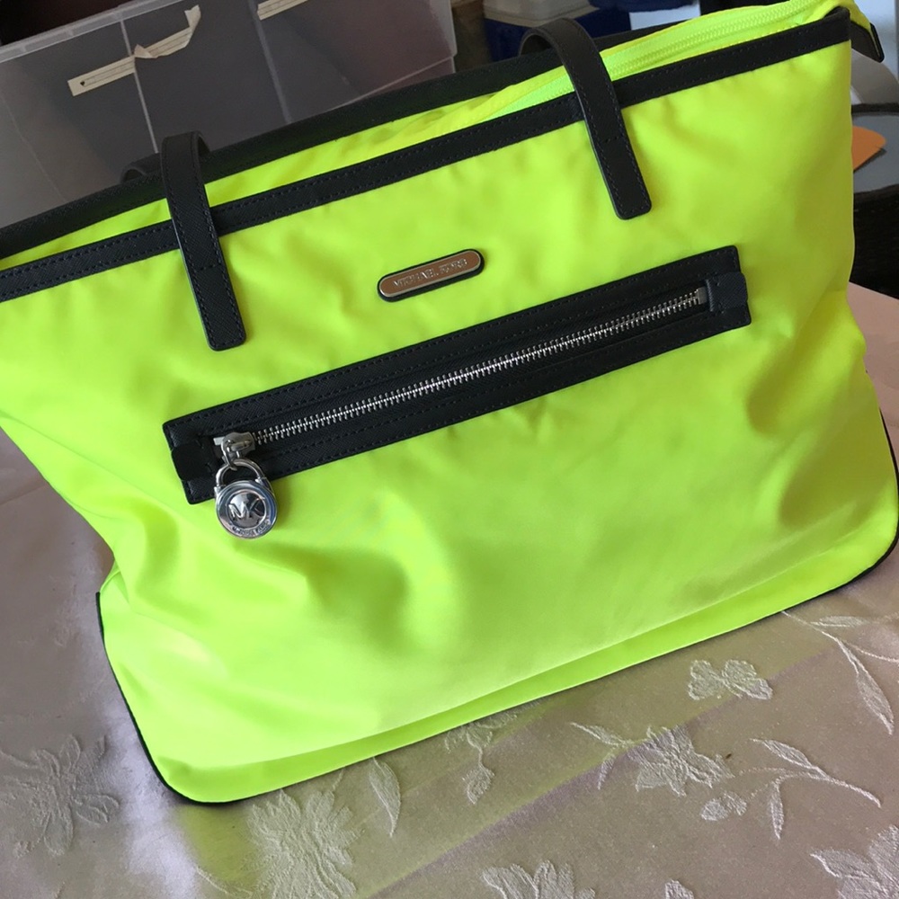 Michael Kors Kempton Tote